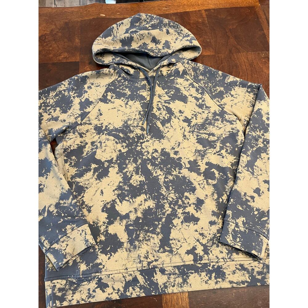 Lululemon Men’s Camo Bleach Dye Distressed Pullover Hoodie Size Medium